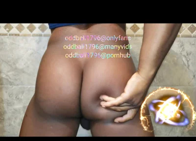 Just a Lil Ass Shaking for Your Morning