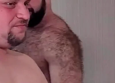 Fitting in - Bear Orgy