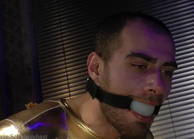 Zeus Goldy Bondage Challenge