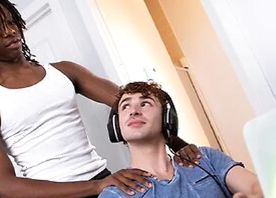 Gamer Ryan Jacobs & Roommate Jade Desire Turn Shoulder Massage Into Jerk Off Session