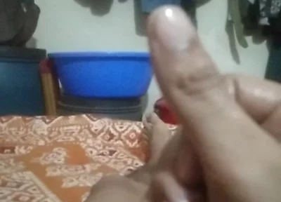 I Did a Handjob at Home.