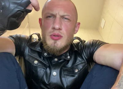 Leather Sir - Smoke