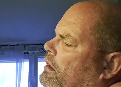 Dildo Fuck Demonstration of the Slut in the Morning