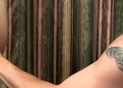 Young Stud Pounds Mature Hunk Then Squirts