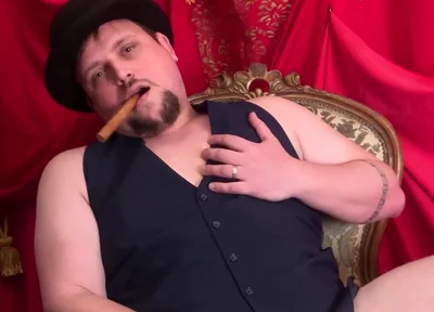 Photo Shoot Burlesque Style with Happy Ending Spoiler