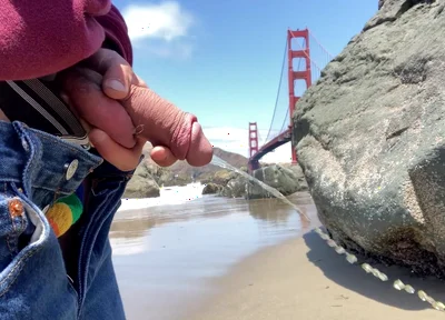 Pissing in Front of the Golden Gate Bridge