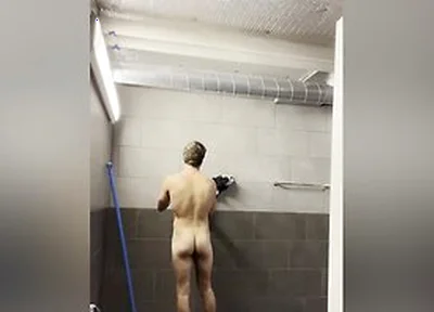 I Go Caught Masturbating In The Public Shower