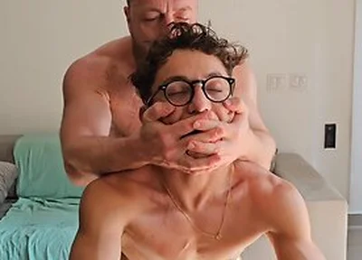 Nerdy Twunk Insaciavel Gets My Thick Dick