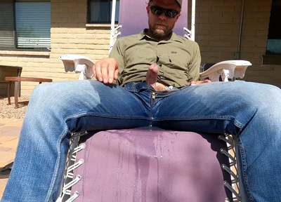 Giving Some Airbnb Neighbors a Jeans Wetting Piss Show