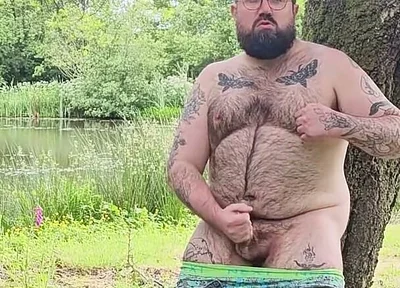 Does a Bear Cum in the Woods?