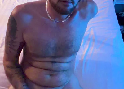 Tattooed Cub Wanking in Hotel Room
