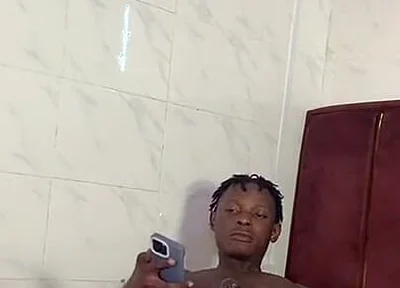 Ebony Muscular Bottom