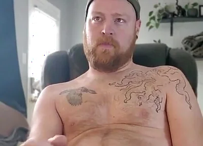 Having a Wank to Some Porn