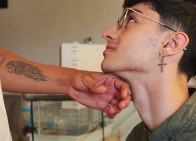 He Loved Kissing His Straight Stepbrother so Much