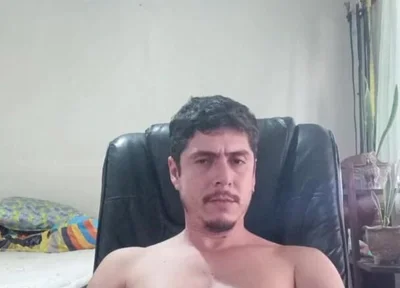 Handsome Guy Masturbates and Eyaculates for You