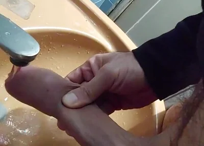 Big Dick Peeing