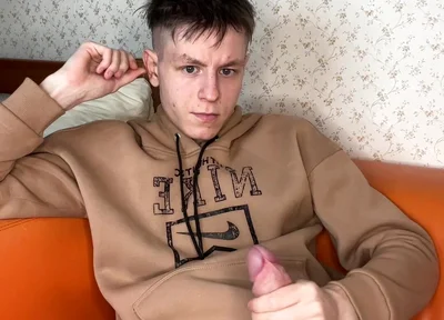 Petite Twink's Intense Jerk off Climax