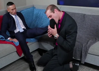 Gabriel Dalesandro And Jonah Marx In X Gentlemens Closet: Undressing Dalesandro