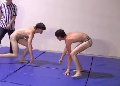 Strip Wrestling - Chapter 8