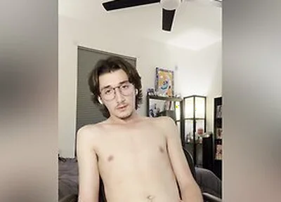 Nerdy Twink Jerks Off In His Bedroom
