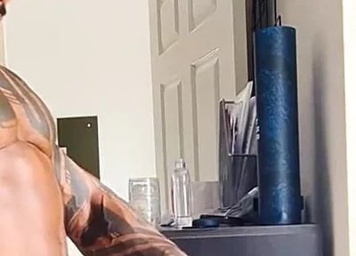 Iim Starting to Pump My Cock Again Once a Week. I Didn't Mean to Cum