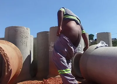 I Took Advantage of the Holiday to Be Alone and at the Construction Site