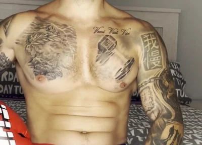Boxing Cum with No Hands