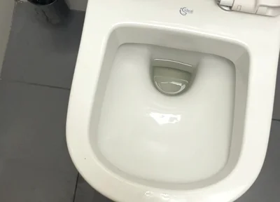 Playing with Myself in the Mall