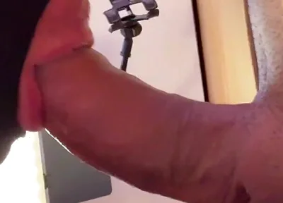 Xl Cock at the Gloryhole: Hot Cumshot Straight to the Mouth!