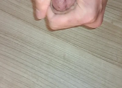 Good Masturbation and Great Cumshot up Close