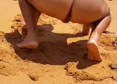 Ladysilva Hot Ass on the Beach