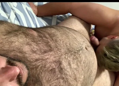 Comerle La Verga a Y Tomarme Su Leche Caliente Eat 's Dick and Drink His Hot Cum