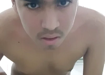 Good Sexy Man Jerks off in the Restroom