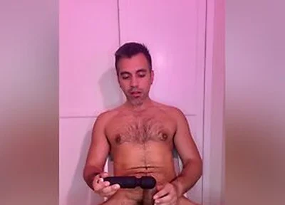 Having Fun With Massage Wand And Cumming For You