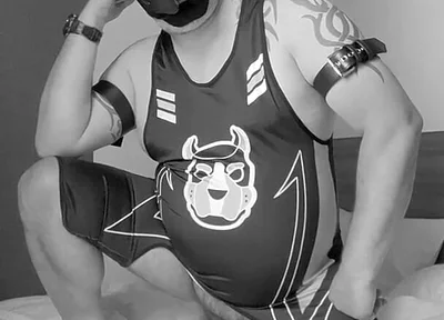 Dark Barker Pump and Piss