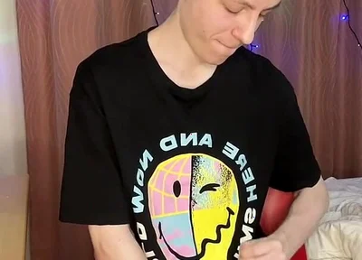 Quick Dorm Jerk Makes 23cm Cock Squirt Everywhere