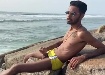 Magrelo Do Pau Grande Punheta on the Beach