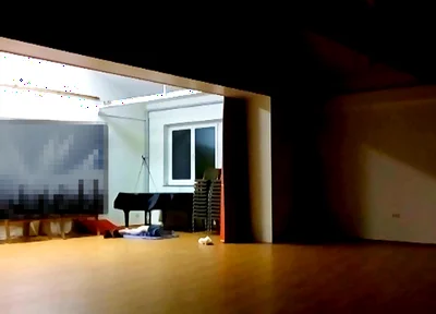 Quick Risky Hump Masturbation in Music Hall